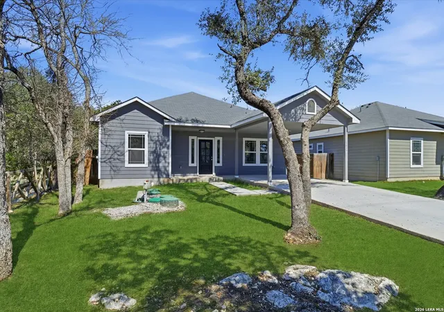 Photo 3 of Single family home for sale at 1035 Cedar Grove Trail, Spring Branch, TX 78070 | MLS# 1946852 | Listing updated on 2026-04-05