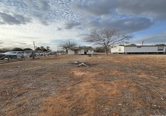 Photo 2 of Land for sale at 102 N Vinton, Pearsall, TX 78061 | MLS# 1946854 | Listing updated on 2026-03-17