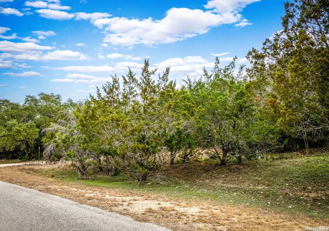 Photo 3 of Sale Pending at 1235 Lakeside, Canyon Lake, TX 78133 | MLS# 1946855 | Listing updated on 2026-08-18