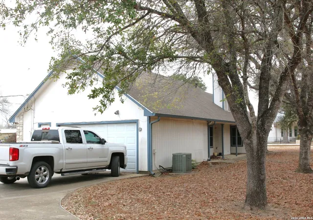 5th image of 802 Athens, Castroville, TX 78009 | MLS# 1946866