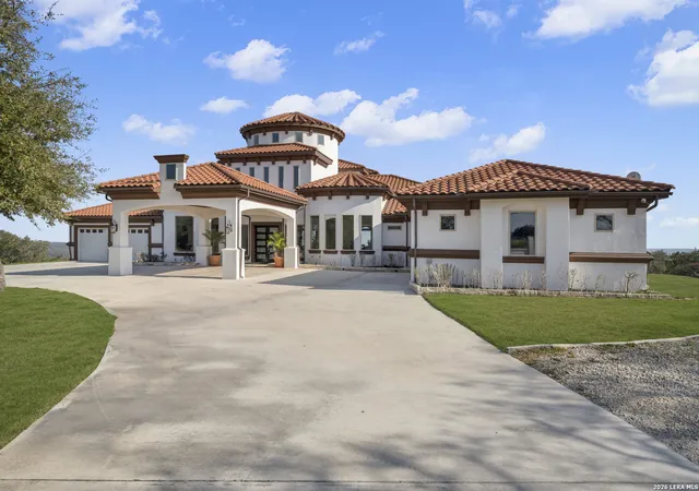 Photo 3 of Single family home for sale at 205 County Road 2727, Mico, TX 78056 | MLS# 1946897 | Listing updated on 2026-08-27