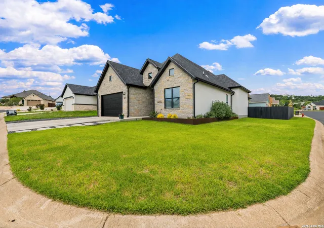 2nd image of 1602 Redwood Court, Fredericksburg, TX 78624 | MLS# 1946908