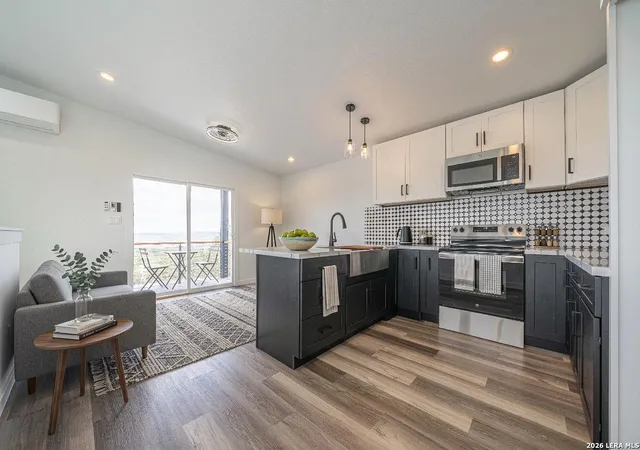 3rd image of 2617 Summit, New Braunfels, TX 78132 | MLS# 1946923