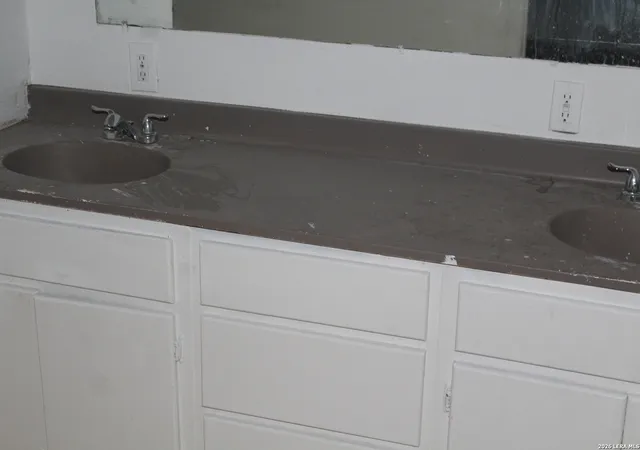 Photo 4 of Multi family home for sale at 306 E Huff, San Antonio, TX 78214 | MLS# 1946939 | Listing updated on 2026-09-01