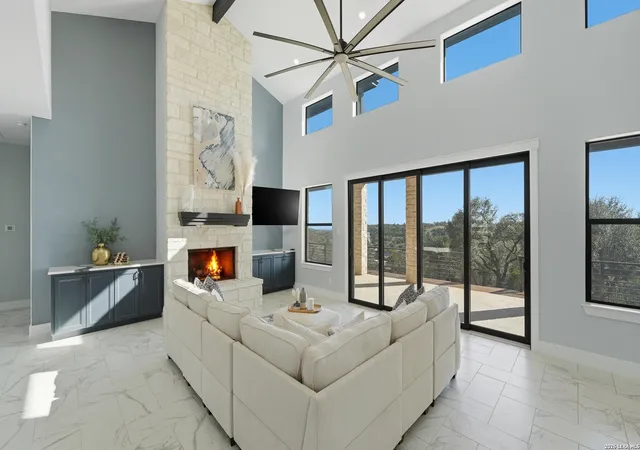 Photo 3 of Single family home for sale at 2587 Falling Oak, Blanco, TX 78606 | MLS# 1946964 | Listing updated on 2026-09-17