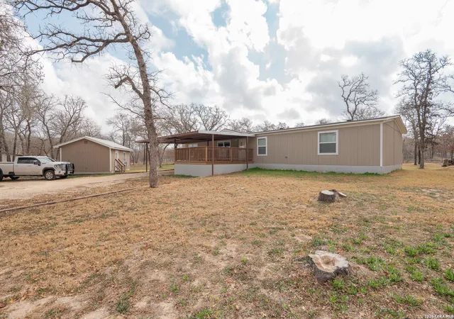 2nd image of 213 Oak View, La Vernia, TX 78121 | MLS# 1947007