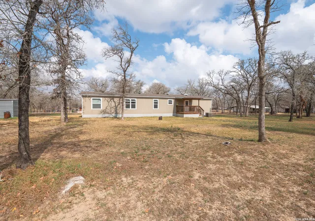 3rd image of 213 Oak View, La Vernia, TX 78121 | MLS# 1947007