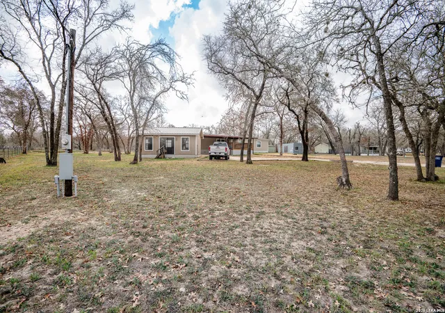 5th image of 213 Oak View, La Vernia, TX 78121 | MLS# 1947007
