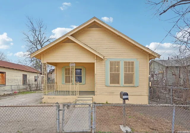 Photo 1 of Single family home for sale at 2918 W Martin, San Antonio, TX 78207 | MLS# 1947092 | Listing updated on 2026-03-17