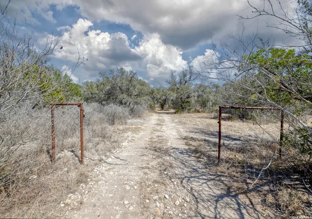 3rd image of 00 Private Road 2415, Uvalde, TX 78801 | MLS# 1947122