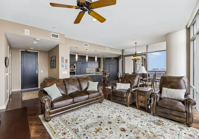 Homes for sale in San Antonio, TX | 4242 Broadway #1504, San Antonio, TX 78209 | MLS# 1947137