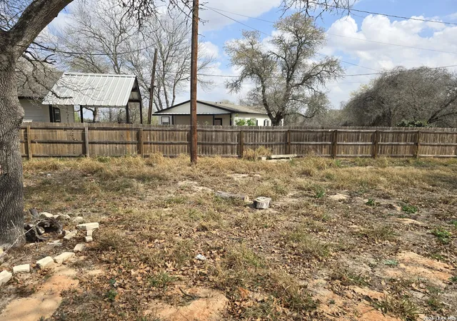 Photo 3 of Single family home for sale at 22903 Sweet Liberty, Elmendorf, TX 78112 | MLS# 1947138 | Listing updated on 2026-08-01