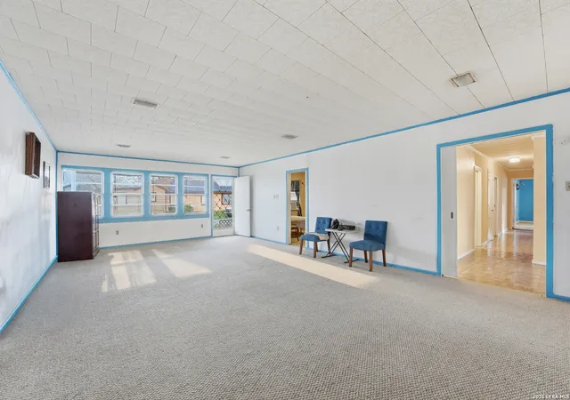 Photo 4 of Single family home for sale at 500 Texas, Nixon, TX 78140 | MLS# 1947149 | Listing updated on 2026-09-14