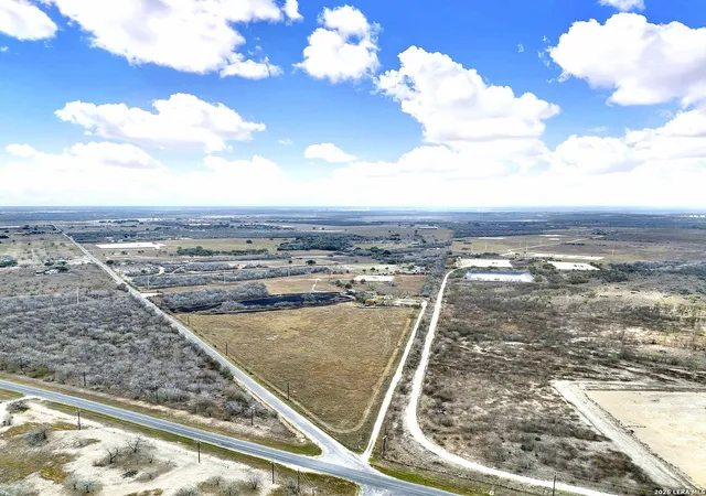 2nd image of 4884 County Road 342, Kenedy, TX 78119 | MLS# 1947193