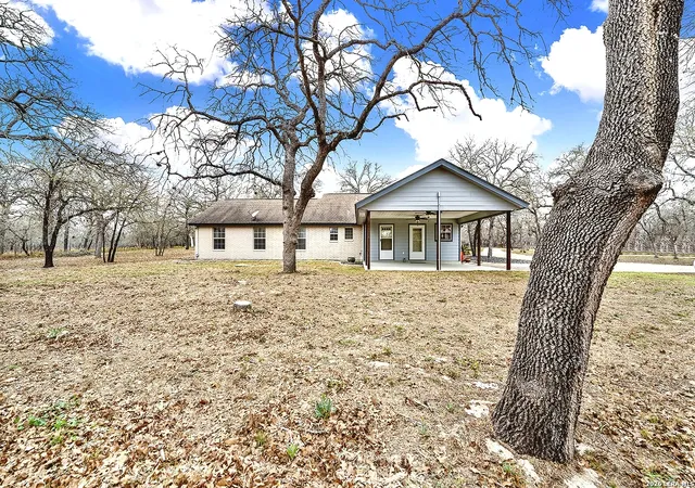 Homes for sale in Floresville, TX | 1026 Wild Flower, Floresville, TX 78114 | MLS# 1947201