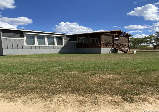 10th image of 316 County Road 775, Devine, TX 78016 | MLS# 1947232
