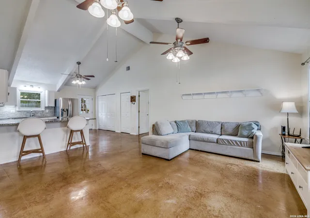 Photo 3 of Sale Pending at 8639 Flint Rock, Boerne, TX 78006 | MLS# 1947244 | Listing updated on 2026-05-18