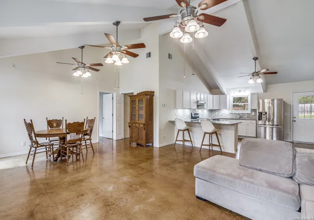 Photo 4 of Sale Pending at 8639 Flint Rock, Boerne, TX 78006 | MLS# 1947244 | Listing updated on 2026-05-18