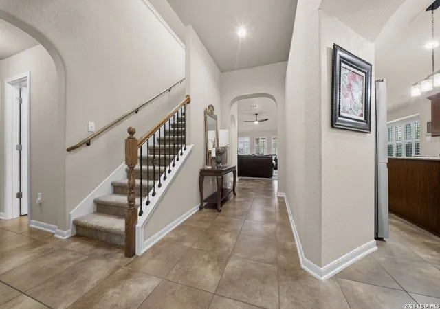 5th image of 23555 Fairway, San Antonio, TX 78258 | MLS# 1947288