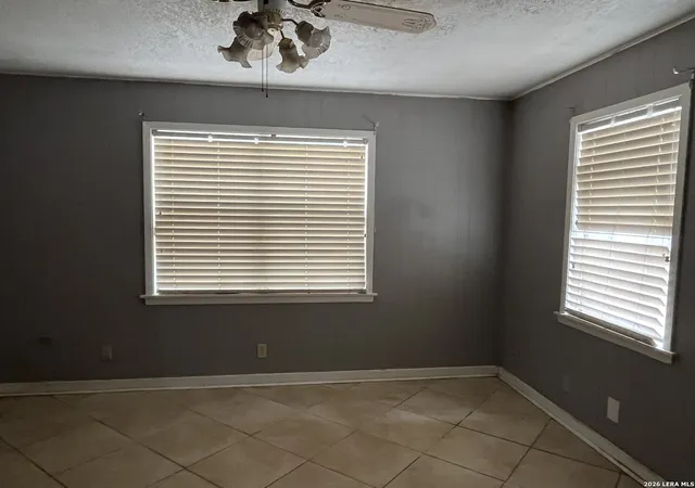 Homes for sale in Carrizo Springs, TX | 211 E Alamo, Carrizo Springs, TX 78834 | MLS# 1947295