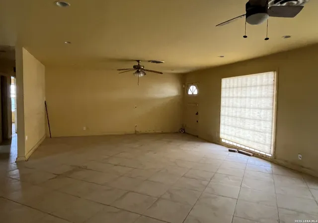 Homes for sale in Carrizo Springs, TX | 211 E Alamo, Carrizo Springs, TX 78834 | MLS# 1947295