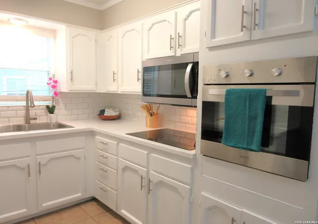 Photo 3 of Sale Pending at 301 Mockingbird, Devine, TX 78016 | MLS# 1947316 | Listing updated on 2026-04-21