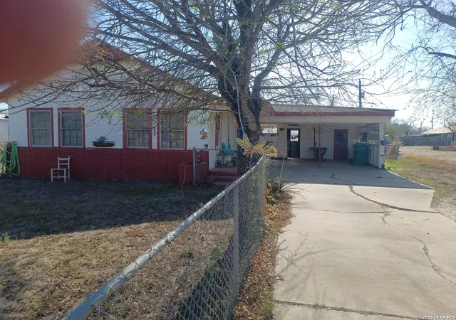 1st image of 2204 Zanderson, Jourdanton, TX 78026 | MLS# 1947338