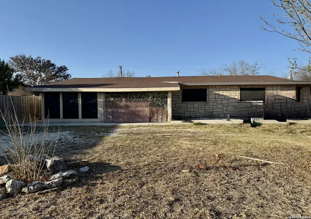 Photo 3 of Single family home for sale at 223 Zabra, San Antonio, TX 78227 | MLS# 1947341 | Listing updated on 2026-03-19