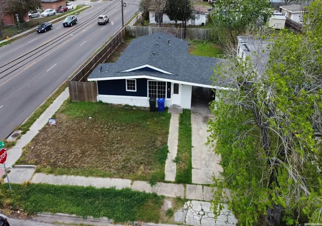 3rd image of 3925 Marion, Corpus Christi, TX 78415 | MLS# 1947350