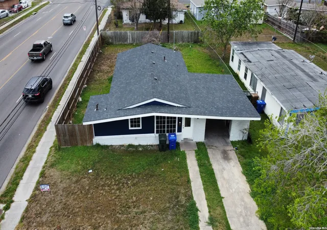 4th image of 3925 Marion, Corpus Christi, TX 78415 | MLS# 1947350