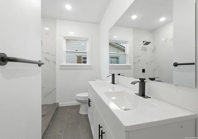 Photo 3 of Sale Pending at 518 Wright, Schertz, TX 78154 | MLS# 1947364 | Listing updated on 2026-04-02
