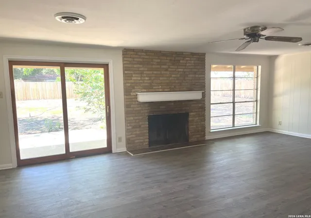 Photo 3 of Single family home for sale at 425 Driftwind, Windcrest, TX 78239 | MLS# 1947405 | Listing updated on 2026-09-15