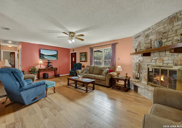 5th image of 109 Saddle Wood Trl, Comfort, TX 78013 | MLS# 1947439