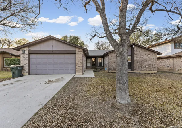 Photo 2 of Sale Pending at 7919 Misty Forest, San Antonio, TX 78239 | MLS# 1947468 | Listing updated on 2026-03-24