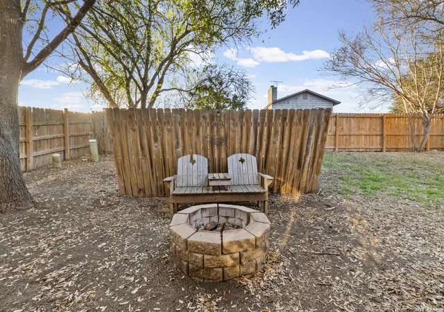 Photo 3 of Sale Pending at 7919 Misty Forest, San Antonio, TX 78239 | MLS# 1947468 | Listing updated on 2026-03-24