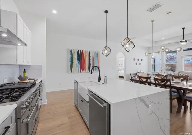 5th image of 331 E Lambert St, San Antonio, TX 78204 | MLS# 1947473