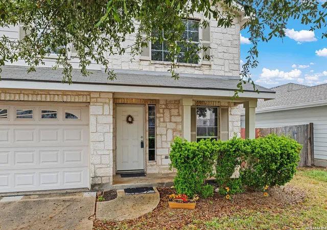3rd image of 10407 Crystal, Universal City, TX 78148 | MLS# 1947517