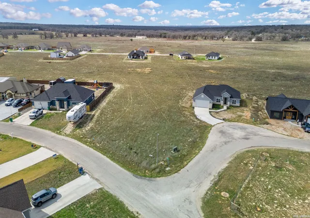 2nd image of 101 Merion, La Vernia, TX 78121 | MLS# 1947535