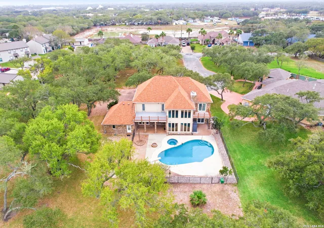 2nd image of 505 Spyglass, Rockport, TX 78382 | MLS# 1947583
