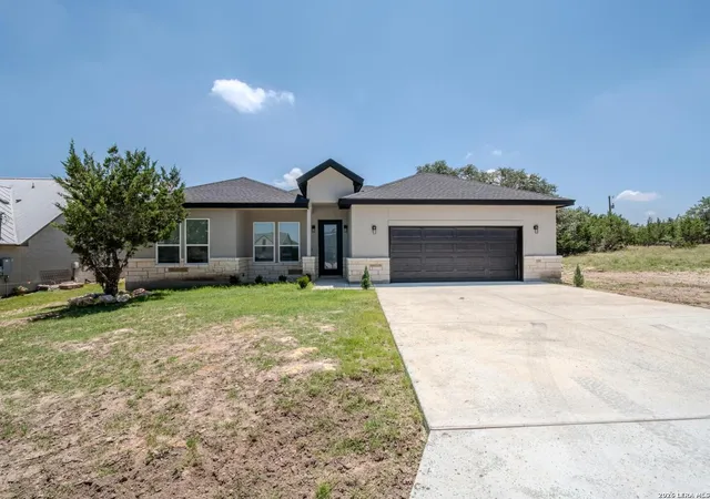 2nd image of 109 W Eli Chandler, Blanco, TX 78606 | MLS# 1947614