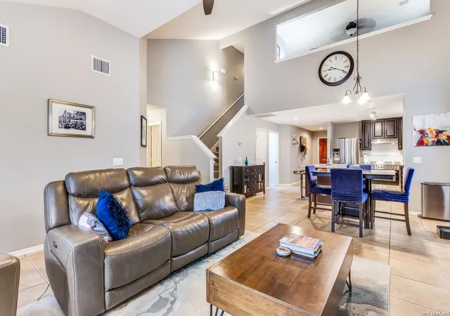 Photo 3 of Sale Pending at 15606 Robin View, San Antonio, TX 78255 | MLS# 1947640 | Listing updated on 2026-03-27