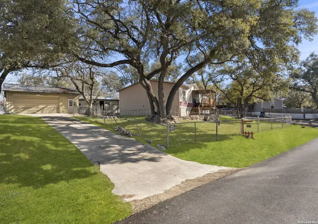 Homes for sale in Canyon Lake, TX | 397 Ridgeview, Canyon Lake, TX 78133 | MLS# 1947645