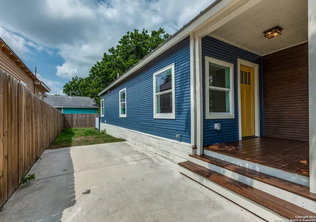 25th image of 136 W Lambert St, San Antonio, TX 78204 | MLS# 1947649
