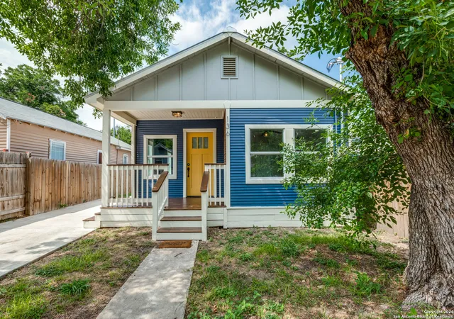 1st image of 136 W Lambert St, San Antonio, TX 78204 | MLS# 1947649