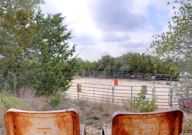 4th image of 108 Twin Sisters Driive, Spring Branch, TX 78070 | MLS# 1947661