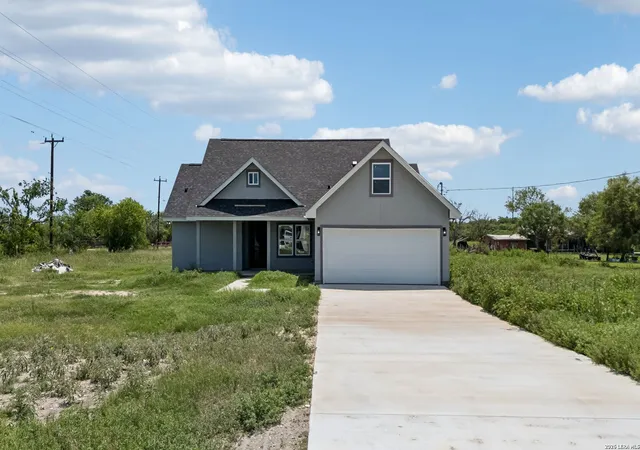 2nd image of 123 Ranchero, Natalia, TX 78059 | MLS# 1947690