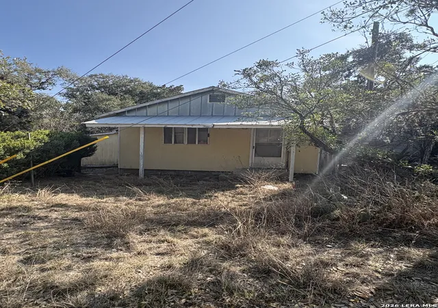 1st image of 690 Georges, Lakehills, TX 78063 | MLS# 1947711