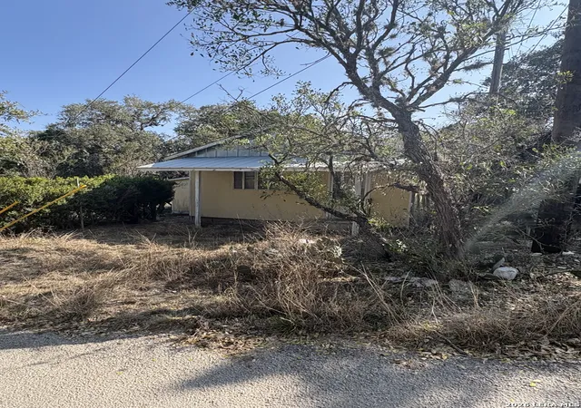2nd image of 690 Georges, Lakehills, TX 78063 | MLS# 1947711