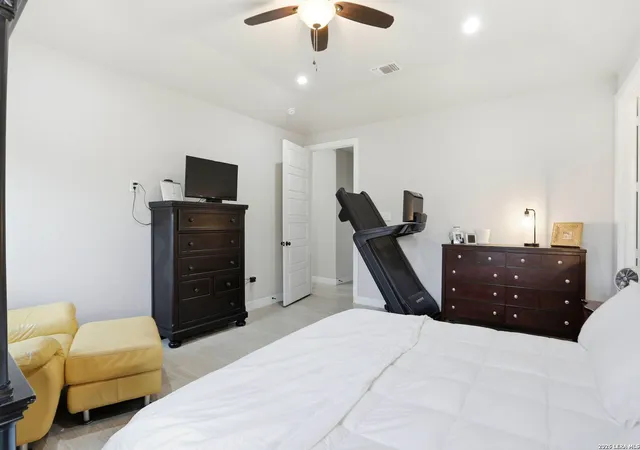 44th image of 109 W Short Meadow, Lytle, TX 78052 | MLS# 1947733