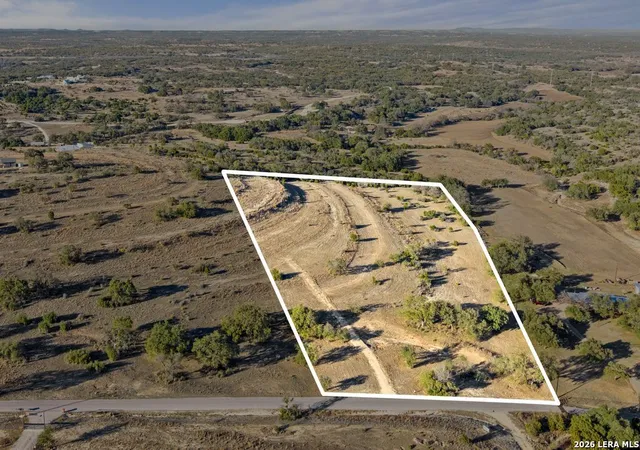 2nd image of 885 Stanton, Johnson City, TX 78636 | MLS# 1947742